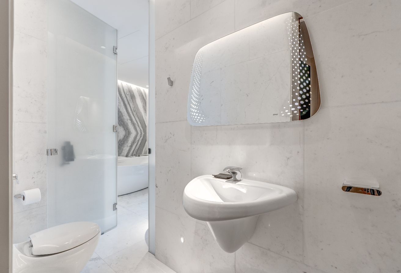 Elegant Interiors | Downtown Views | Prime Area — Dubai | Stradom Real Estate