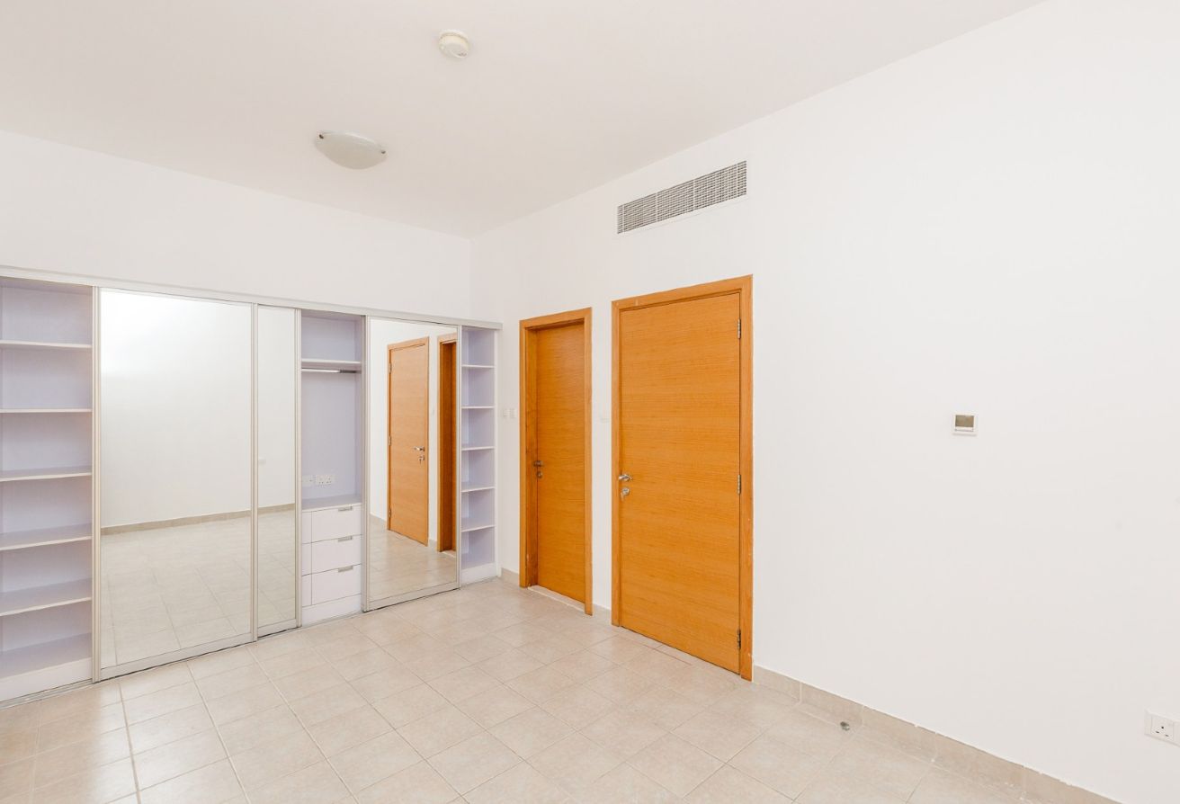 Fully Upgraded | Spacious Layout | 3 Bedroom Villa — Dubai | Stradom Real Estate