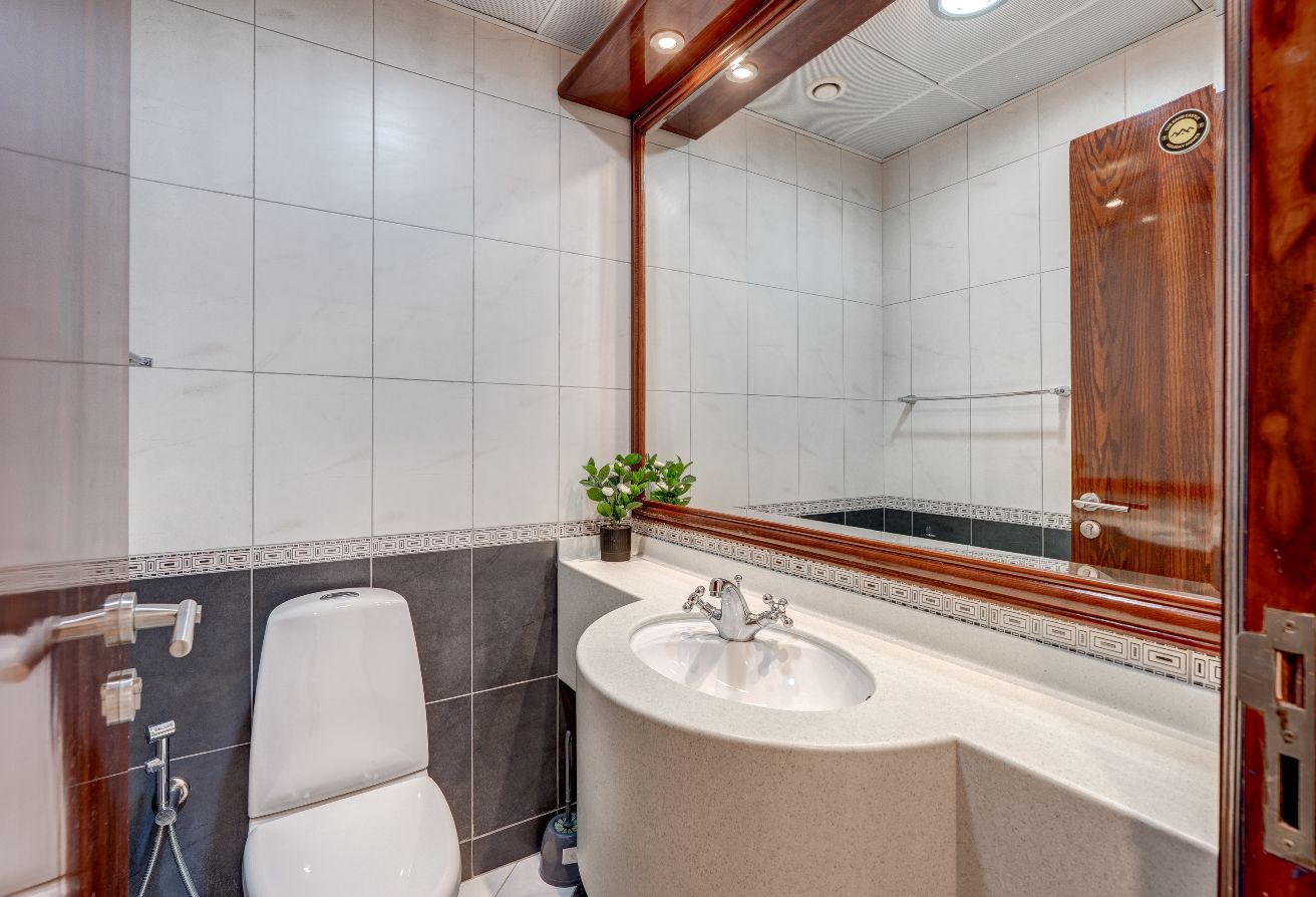Large Layout | Furnished | Marina Living — Dubai | Stradom Real Estate