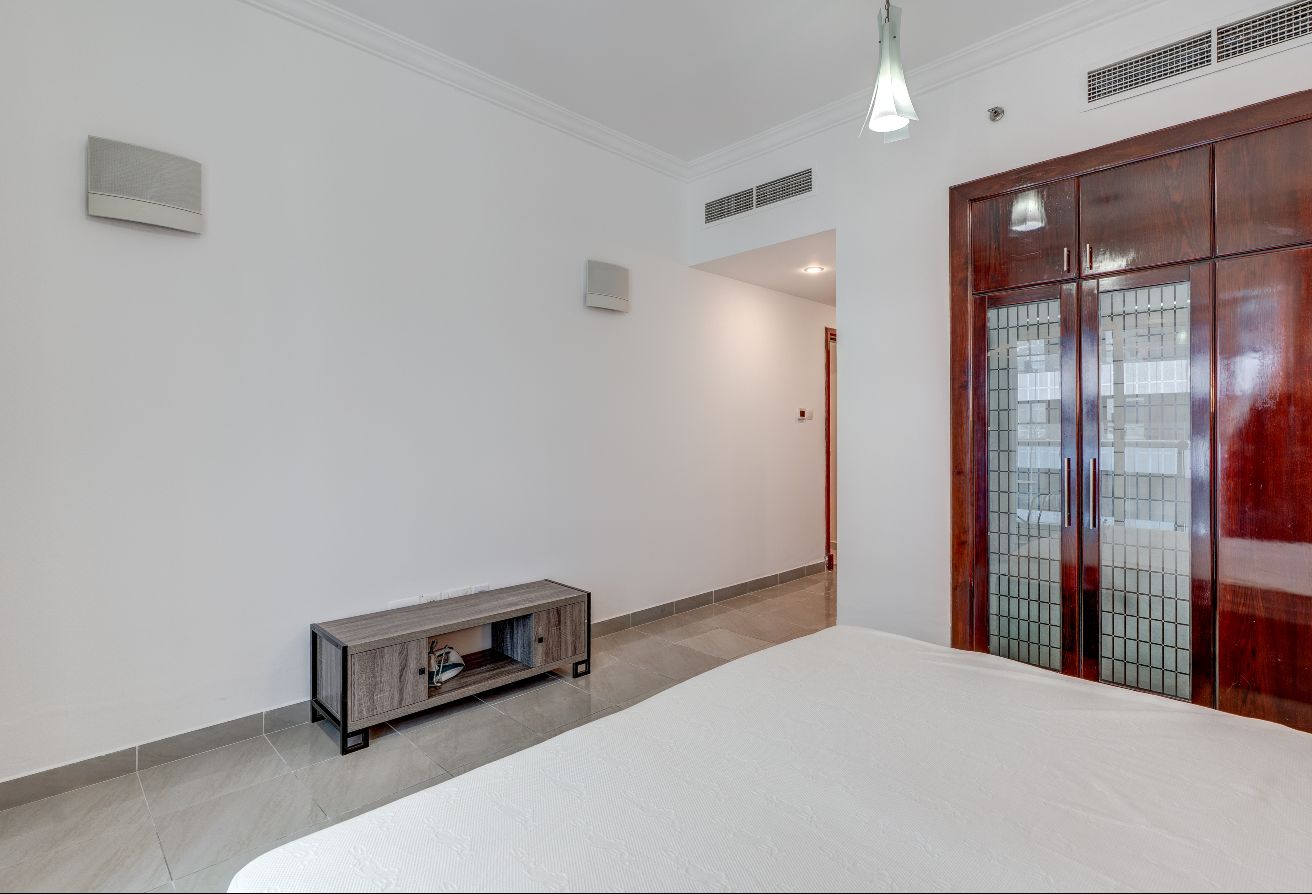 Large Layout | Furnished | Marina Living — Dubai | Stradom Real Estate