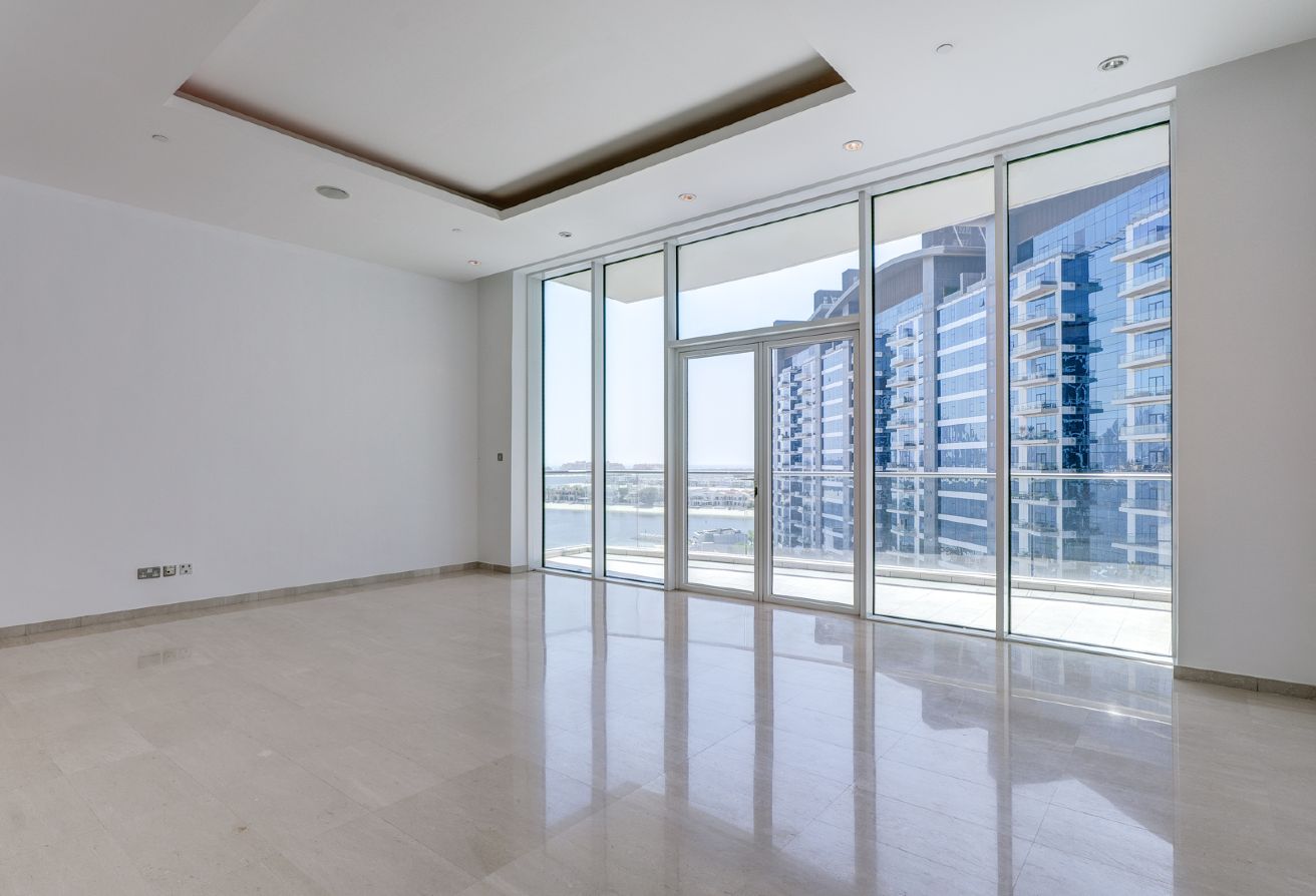 One-of-a-Kind | Sea View | Spacious Layout — Dubai | Stradom Real Estate