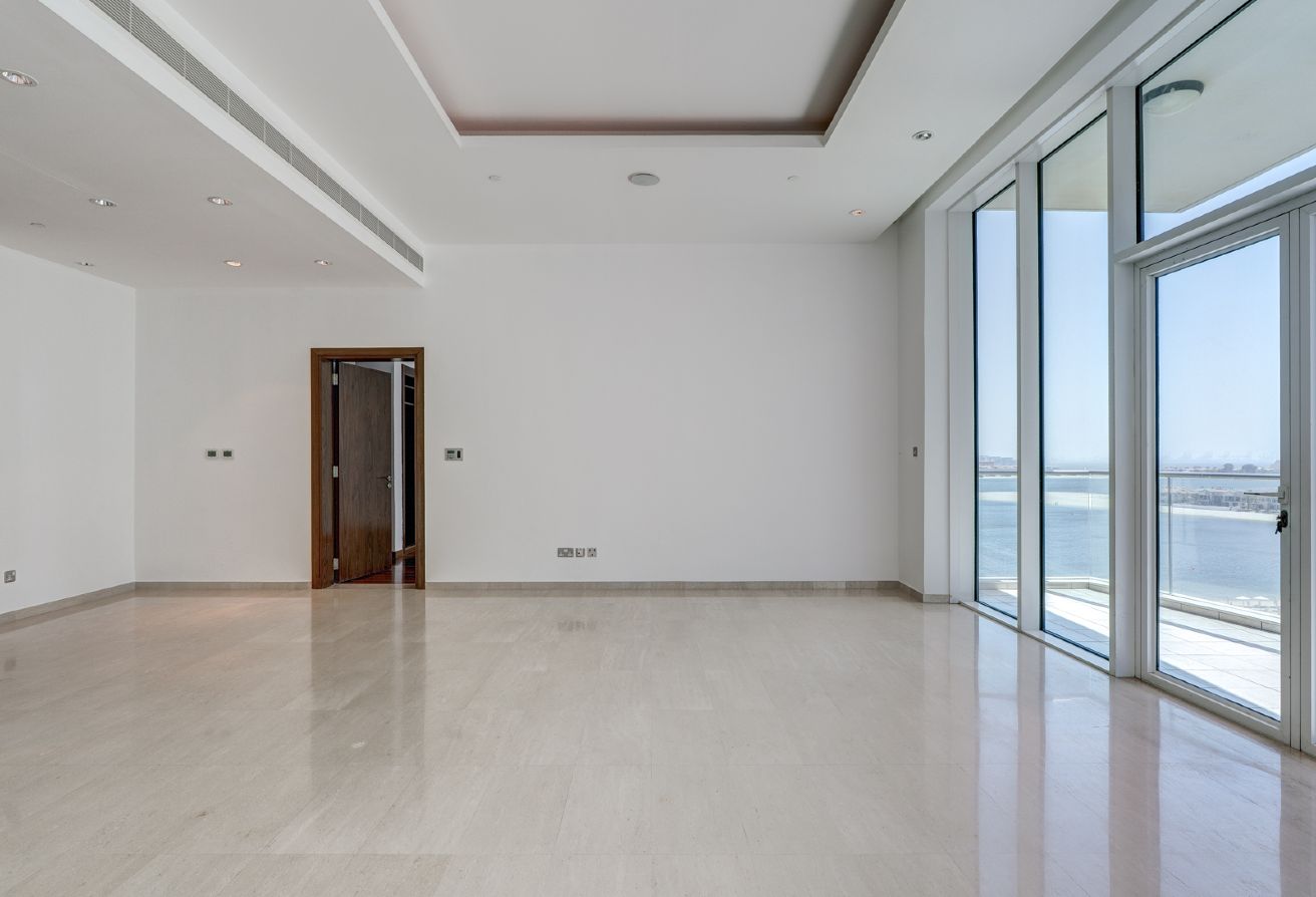 One-of-a-Kind | Sea View | Spacious Layout — Dubai | Stradom Real Estate