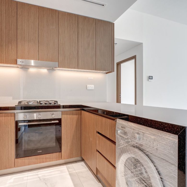 Park View | Unfurnished | Modernly Designed | 1 BR — Dubai | Stradom Real Estate